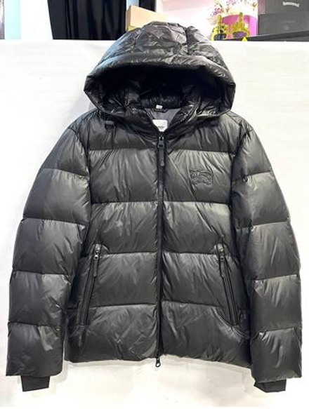 Пуховик Burberry