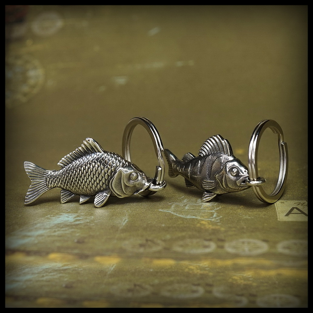 Брелоки для ключей "Карп + Окунь" пара , мельхиор