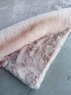 Ковер меховой имитация кроличьего меха