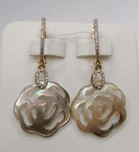 Серьги из золота с перламутром