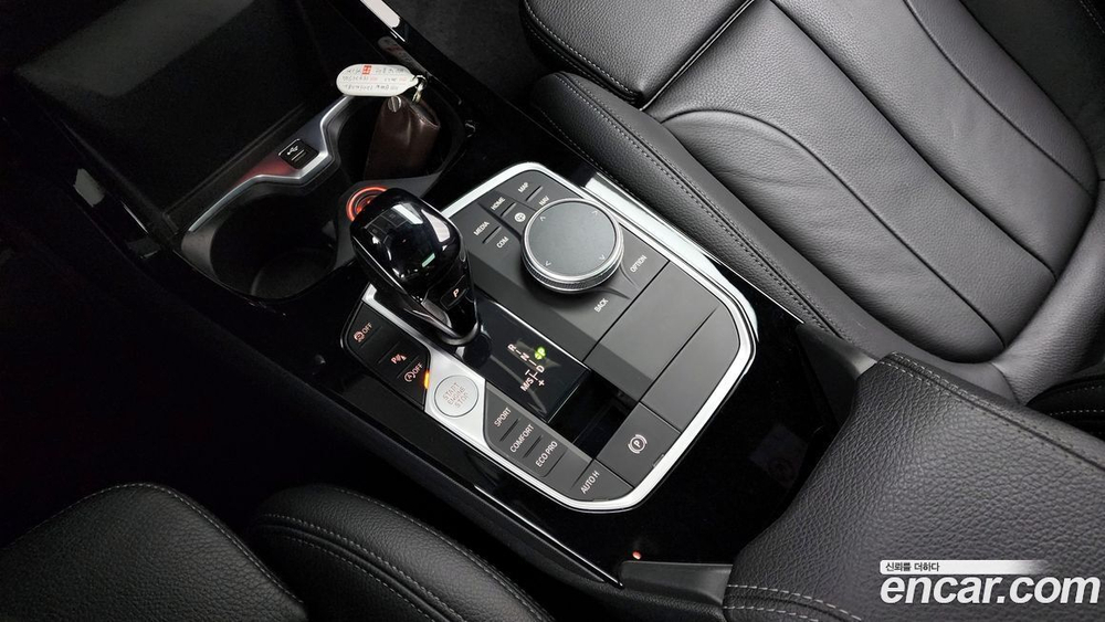 BMW 1 Series (F40) 120i M Sports (01.2022)