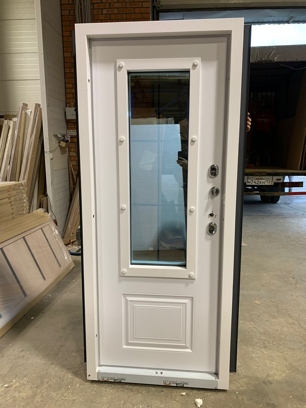 Дверь входная Англия 2 ТЕРМО с капителью