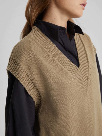 AIM из хлопка с V образным вырезом, светлый хаки.