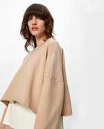 Объемный укороченный свитшот