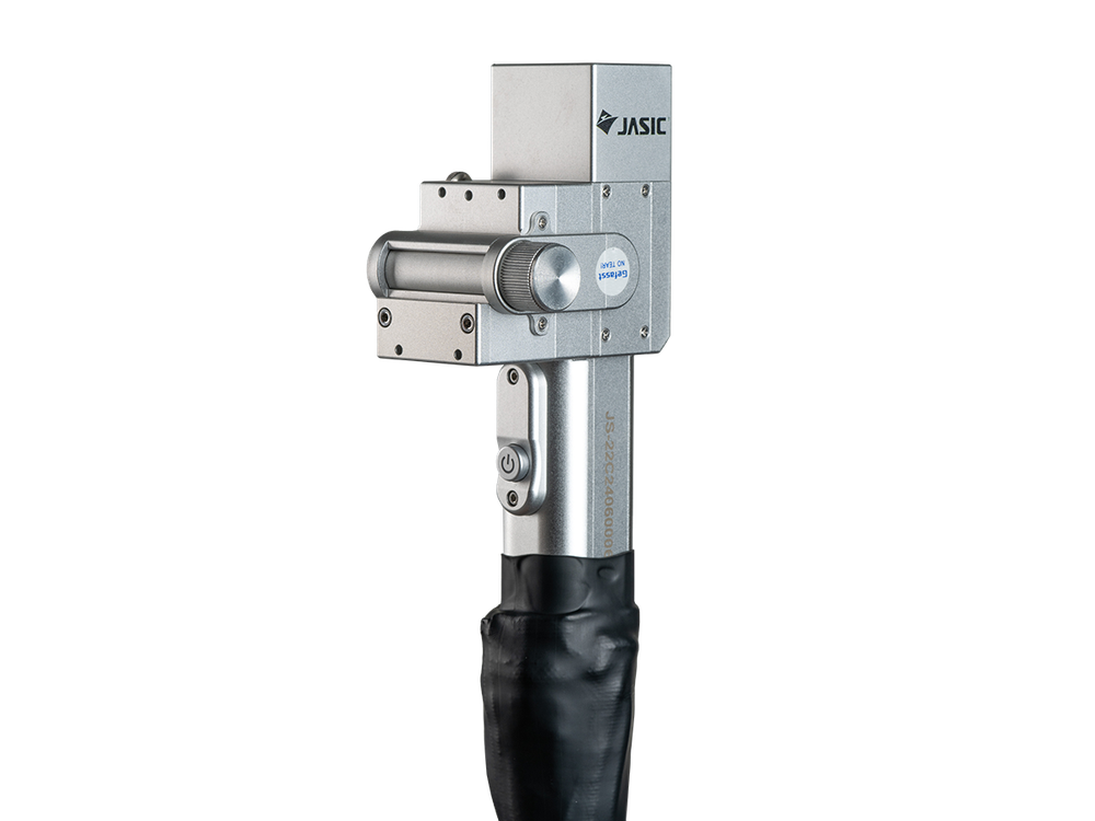 Аппарат для ручной лазерной чистки LASER CLEAN 2000 3.0