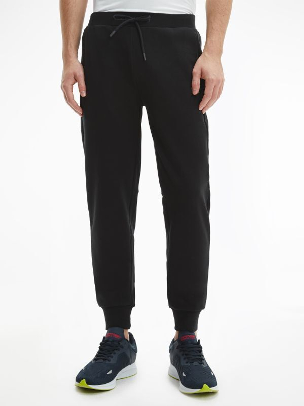 Мужские теннисные штаны Tommy Hilfiger Tech Essentials Sweatpants - черный