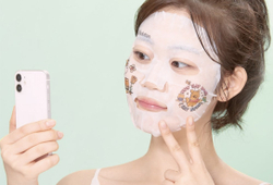 JMSOLUTION Успокаивающая тканевая маска в новом дизайне С АЛОЭ Selfie Moisture Aloe Mask (30 мл)