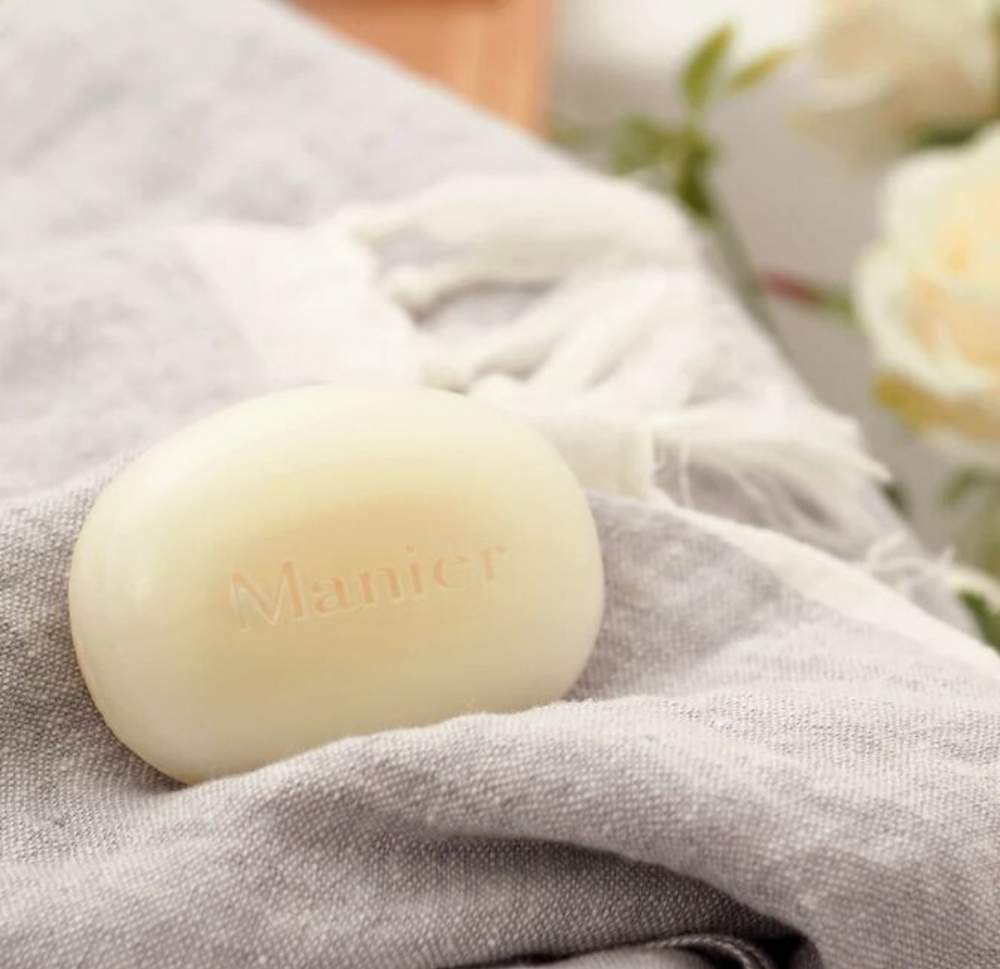 MANIER Clear Soap - нежное очищающее мыло с витамином С