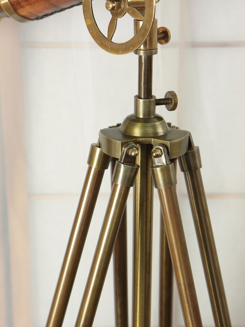 Nautical Телескоп декоративный на треноге