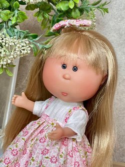 Кукла Nines виниловая 23см Little Mia в пакете (3190)
