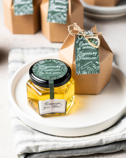 Сладкий подарок (комплимент) учителю, 6 баночек с медом по 140 грамм в подарочной коробочке с поздравительной биркой-открыткой