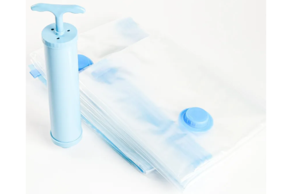 Набор вакуумных пакетов Home One (50х70см 3шт, 40х60 см 3шт, 60х80 см 3шт, 80х100 см 1шт, ручной насос)