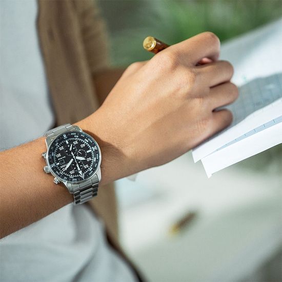 Наручные часы Citizen CA0690-88E