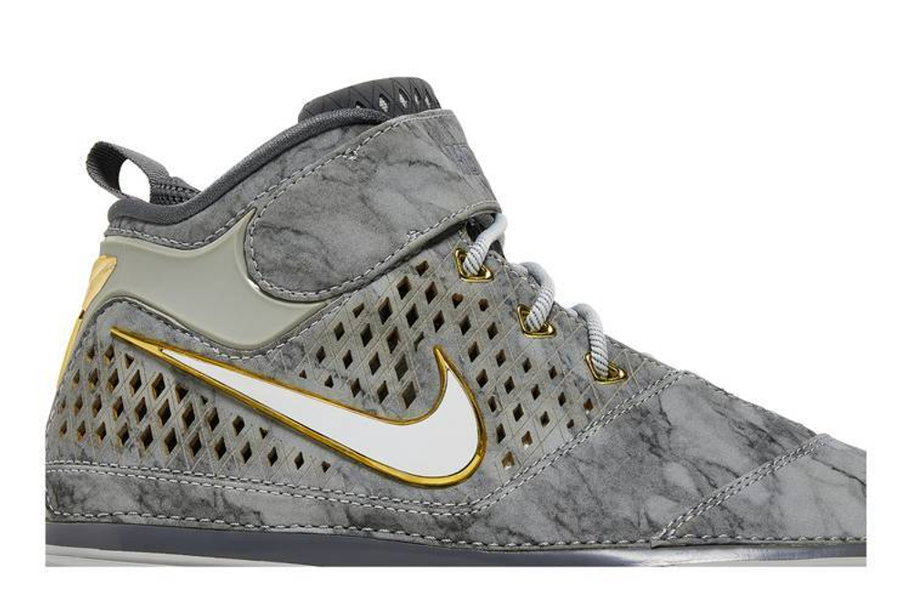Nike Zoom Kobe 2 Prelude Hyper Sneakers