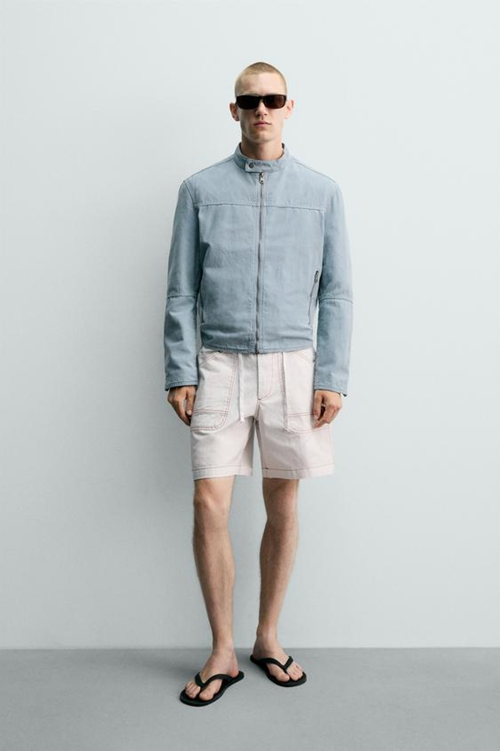 ZARA ШОРТЫ RELAXED FIT С КОНТРАСТНОЙ ОТСТРОЧКОЙ, ЖЕЛТОВАТО-БЕЛЫЙ