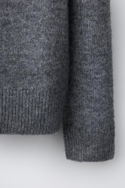 ZARA ОДНОТОННЫЙ СВИТЕР С ВОРОТНИКОМ-СТОЙКОЙ, МЯГКИЙ СЕРЫЙ