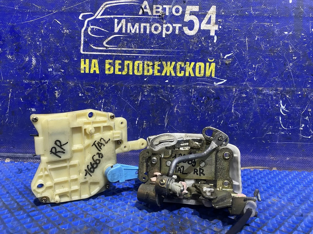 Замок двери задней правой Honda AVANCIER 1999-2003
