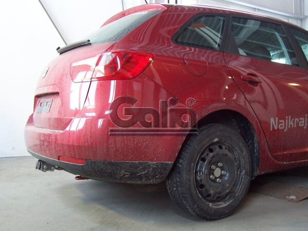 Фаркоп оцинкованный Galia S095A для SEAT Ibiza IV хетчбек 3/5 дверей 2008-2017, Ibiza ST универсал 2010-2017(паспорт и сертификат в комплекте)(без электрики)