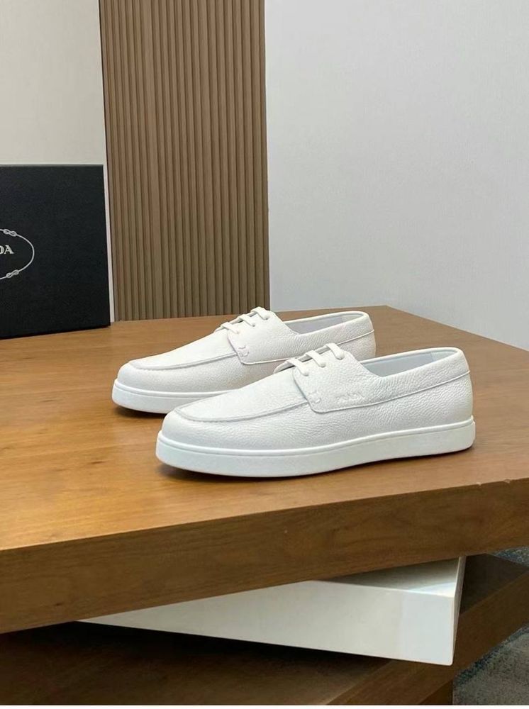 Плащ Prada