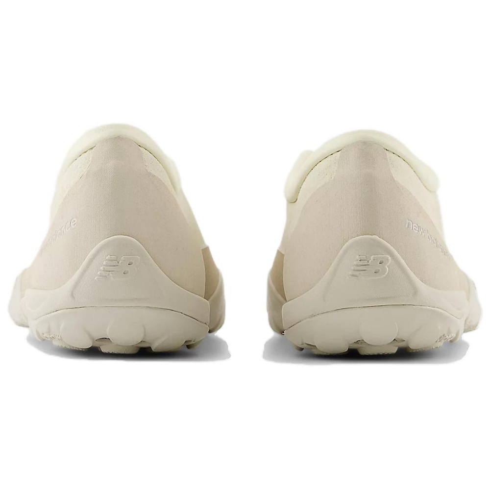 New Balance Tokyo Design Studio X New Balance Mt10t Angora Moonbeam