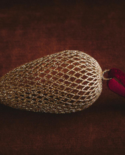 ZARA HOME СЕТЧАТЫЙ ЕЛОЧНЫЙ ШАР ВЫТЯНУТОЙ ФОРМЫ, СЕРЕБРЯНЫЙ