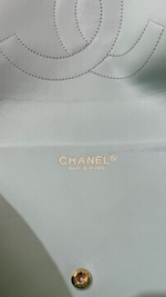 Chanel Maxi Flapbag 38 cm