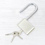 Замок навесной 70мм, длинная дужка, металлический