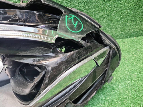 Битая Фара левая Mercedes GLS x166 (2015-2019) LED