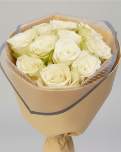 Букет из 11 роз белых