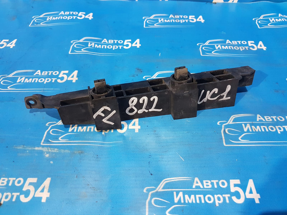 Крепление бампера переднее левое Honda INSPIRE 2003-2007