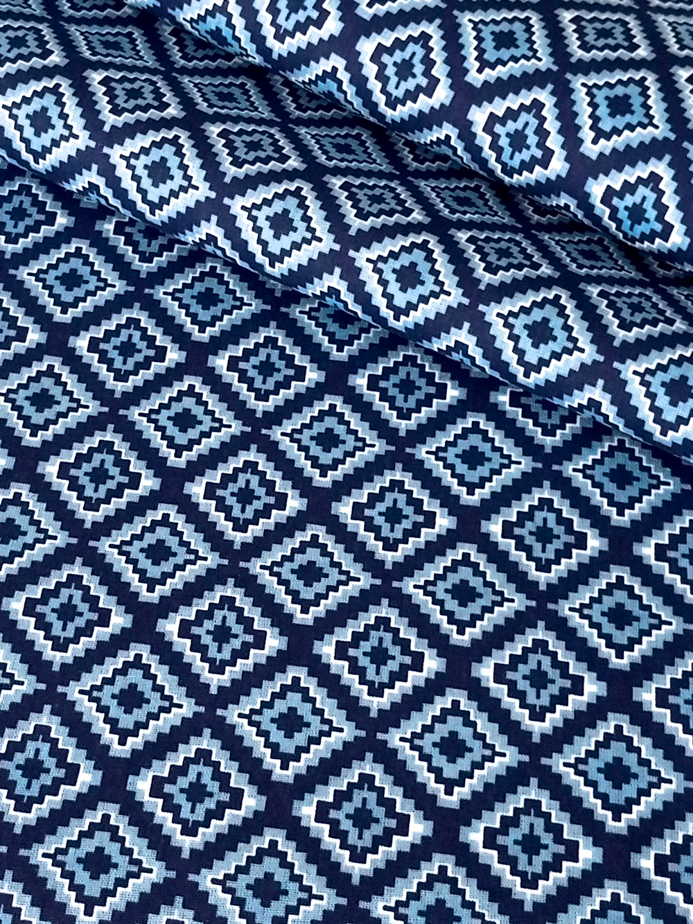 Ткань бязь плательная, рис. "Ромбы", ширина 150 см, арт. 122