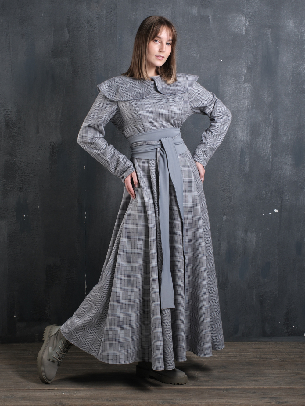 Платье с кушаком /серо-голубая клетка