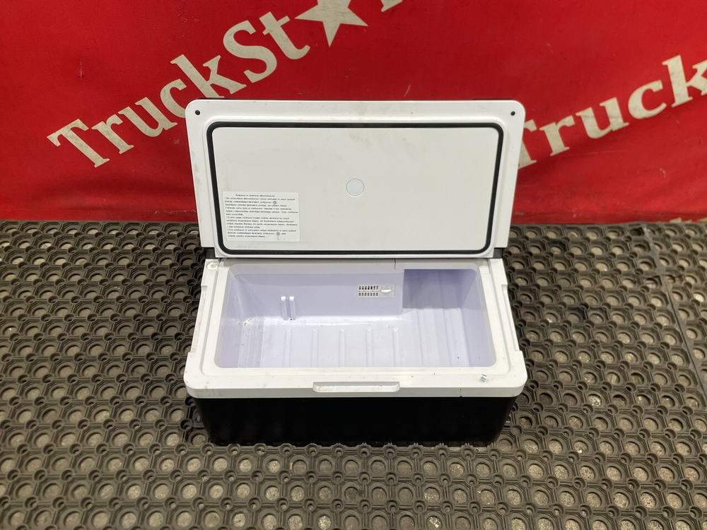 Холодильник 2024г