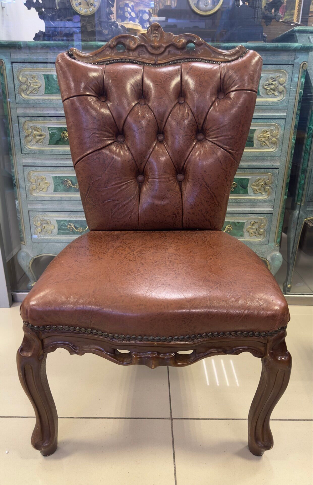 Стул для прихожей