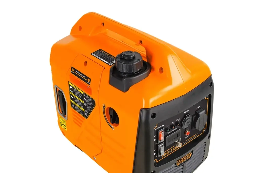 Генератор бензиновый инверторный CARVER PPG -1400IS (1.4 кВт, бак 2.5 л, ручной стартер, цифровой дисплей, порт USB 3.0, Type-C) / бензогенератор / резервный источник питания