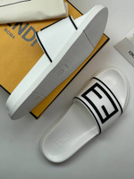 Шлепанцы Fendi