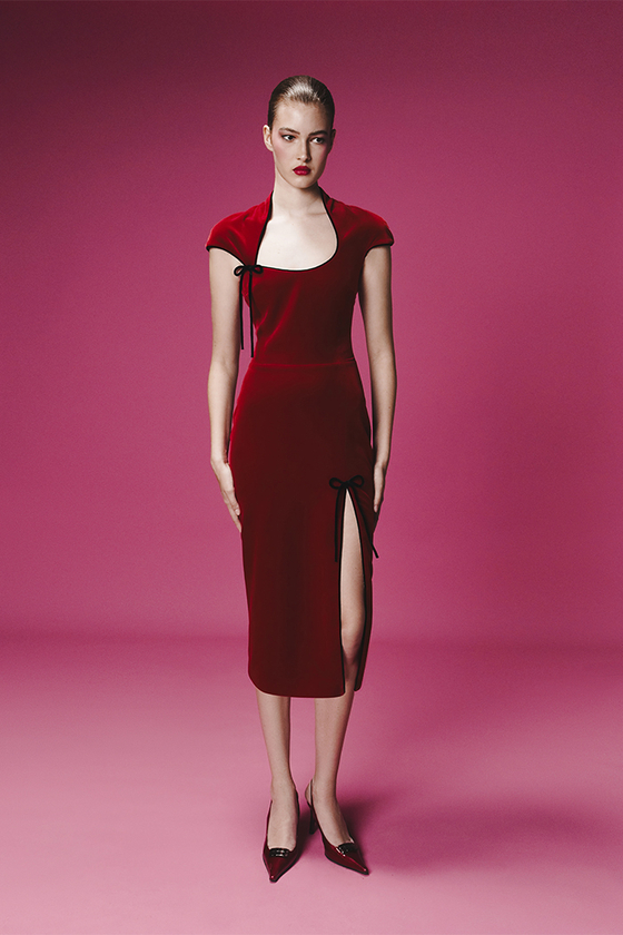 Бархатное платье миди с завязками