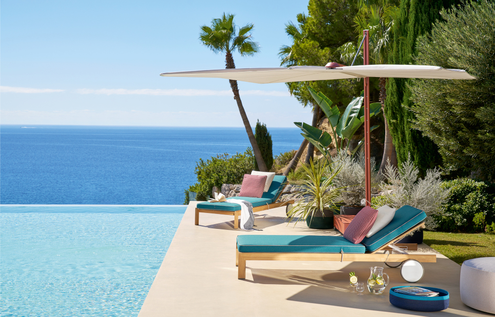 Шезлонг Cassina LIE OUT