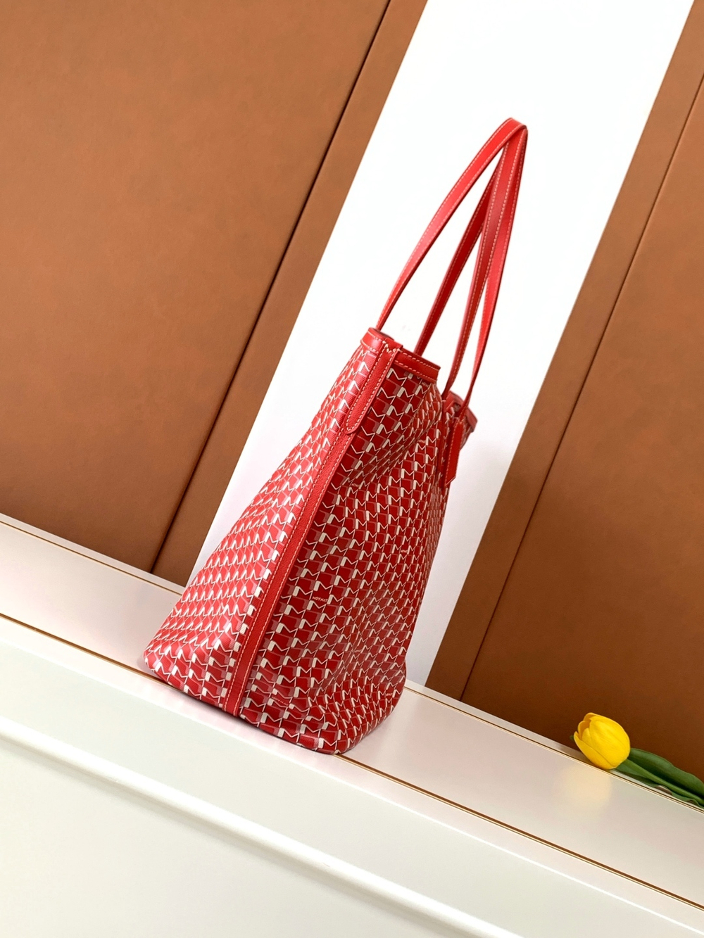 Moynat M Tote GM