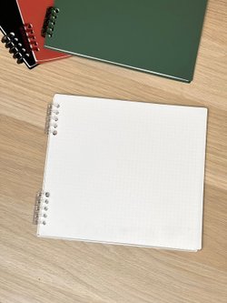 Блокнот квадратный в клетку 60л 195х210 мм белый (8808-015)