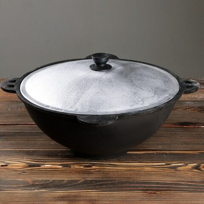 Чугунный казан с плоским дном и крышкой (объем 8 литров) (Цвет: не задано)