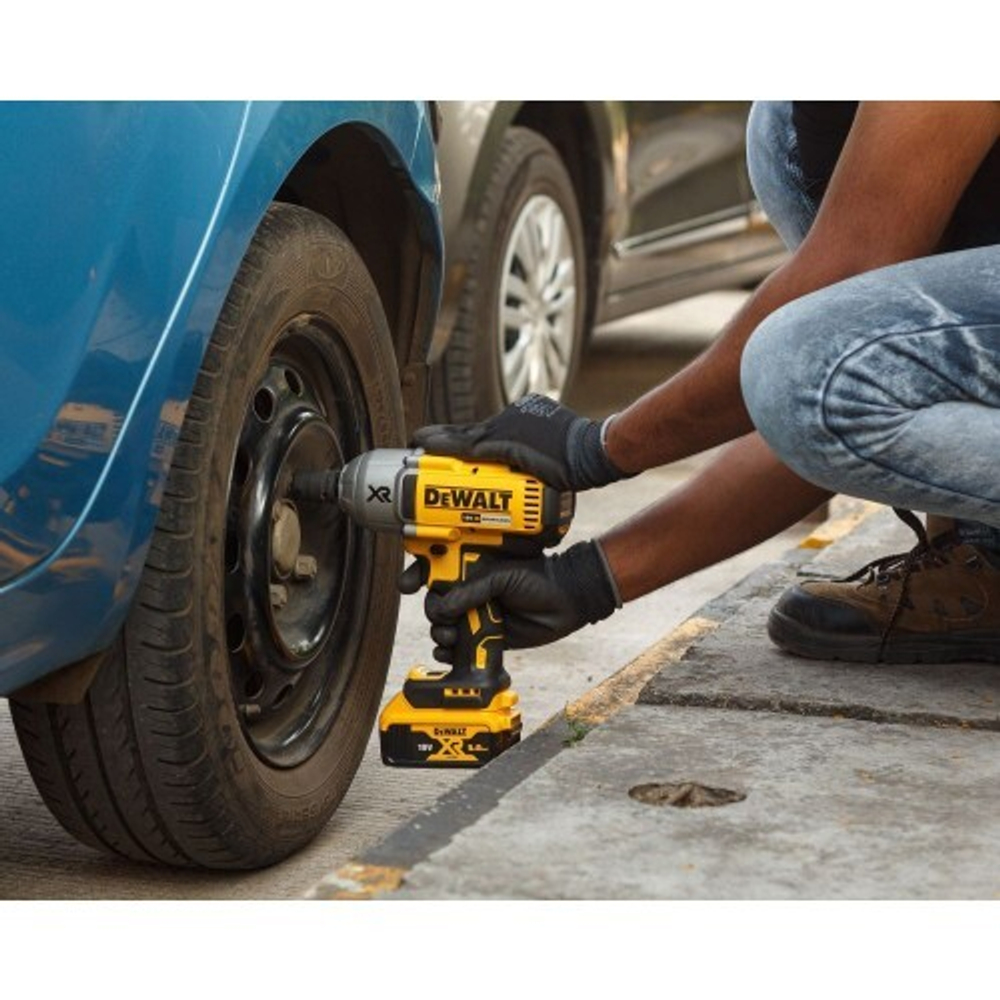 Гайковерт аккумуляторный DeWALT DCF 899 NT ударный,без АКБ и ЗУ DCF899NT