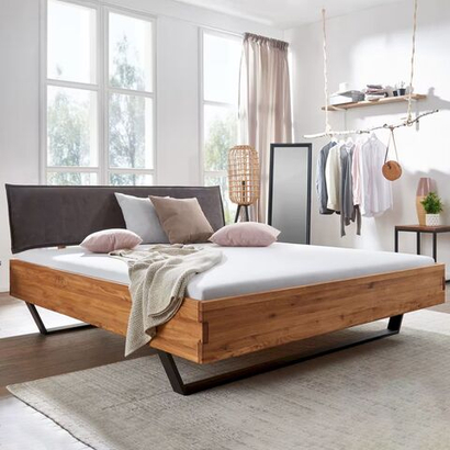 Двуспальная кровать 160х200 парящая Беллиссима из массива дикого дуба с мягким изголовьем