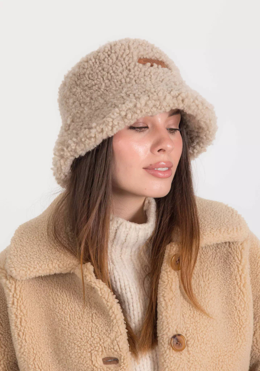 Купить шапку женскую из овчины в интернет-магазине | вороковский.рф