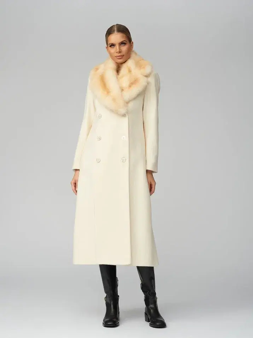 Женское кашемировое пальто с мехом соболя