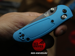 Нож Benchmade 556 Griptilian Mini - небесный нейлон, клинок черный RK/Н43
