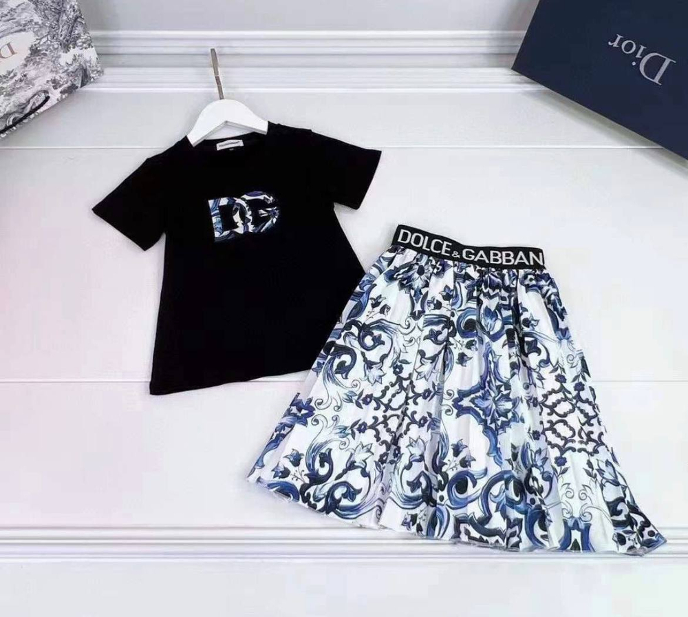 Юбка и футболка для девочки Dolce&Gabbana