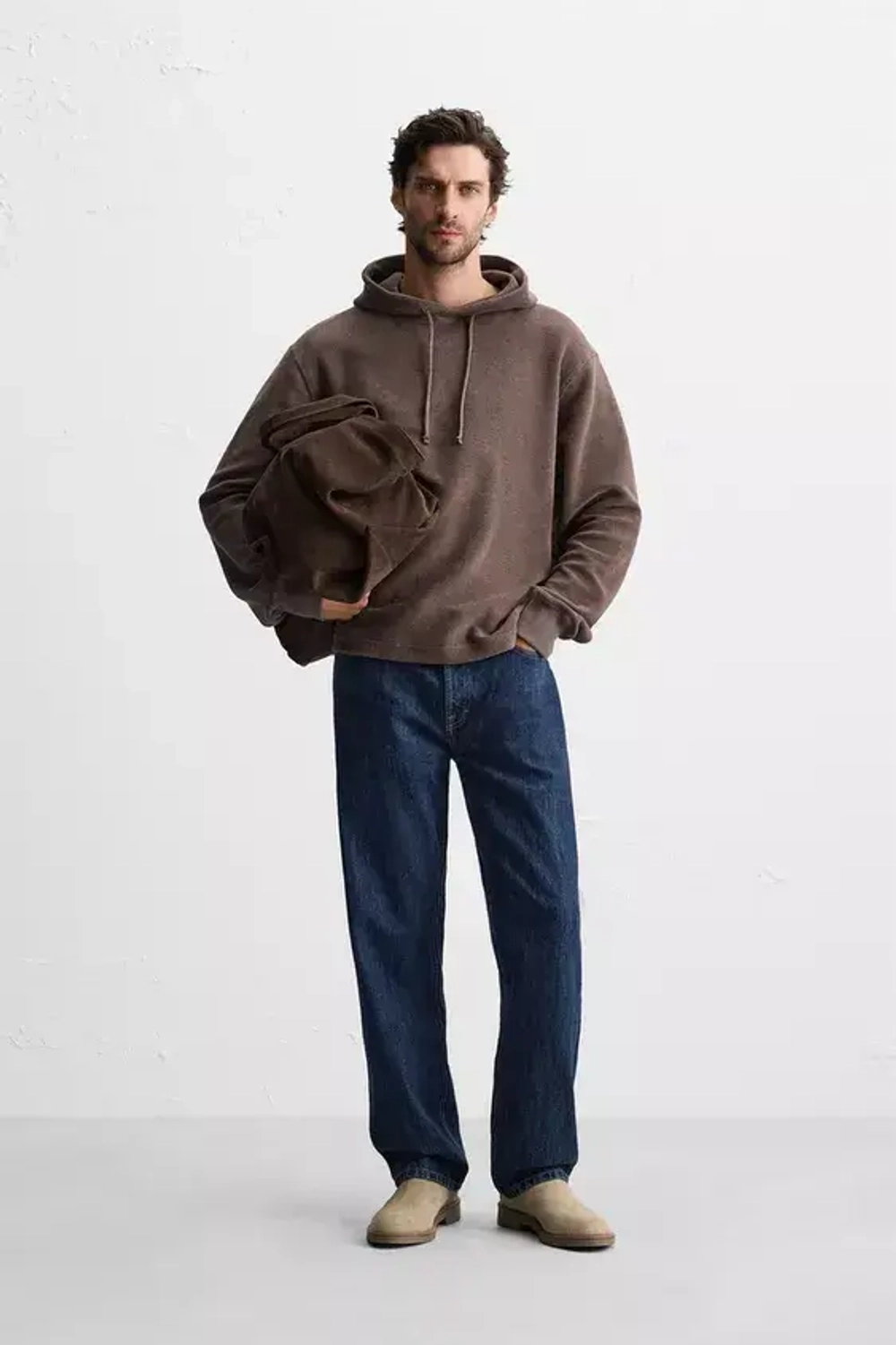 ZARA ТОЛСТОВКА ИЗ РЕЛЬЕФНОЙ ТКАНИ, КОРИЧНЕВЫЙ