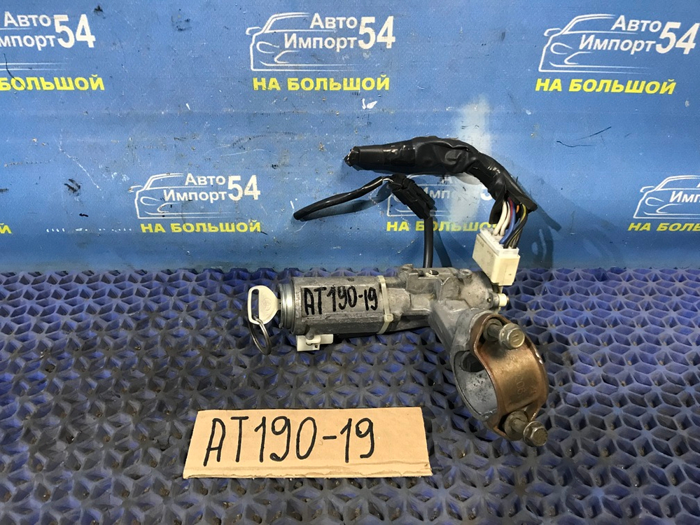 Замок зажигания TOYOTA CARINA E 1996