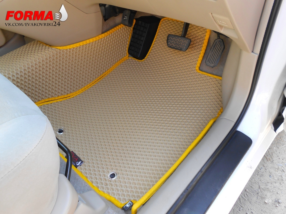 Toyota Corolla Spacio 2 поколение E120 (05.2001 - 06.2007)